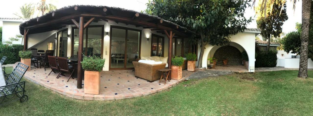 Villa With Heated Pool And Jacuzzi Close To Puerto Banus And Beach Estepona Exterior photo