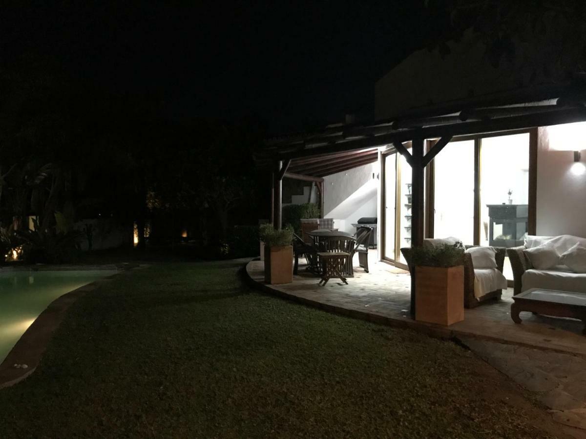 Villa With Heated Pool And Jacuzzi Close To Puerto Banus And Beach Estepona Exterior photo